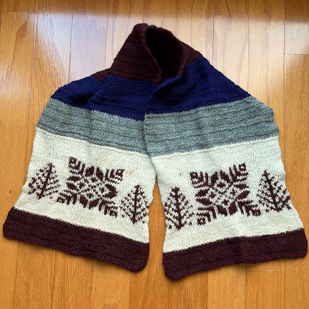 70’s vintage handknit wool scarf